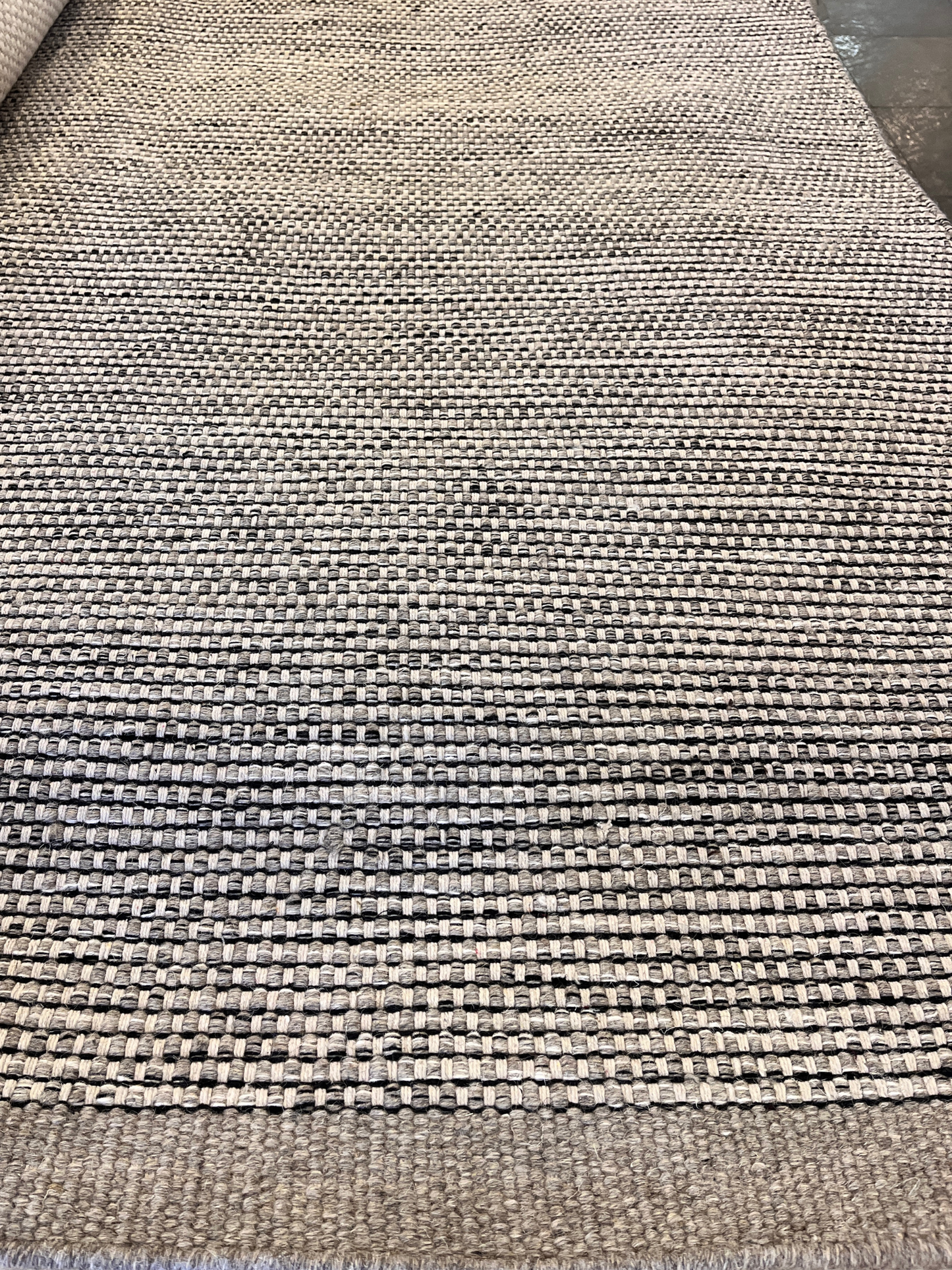 ALFOMBRA MONETTI GRIS